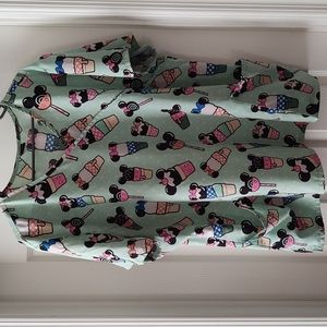 Minnie Mouse scrub top XXL